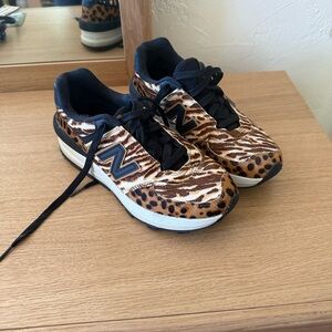 New Balance Leopard Print Sneakers - Brown/Black